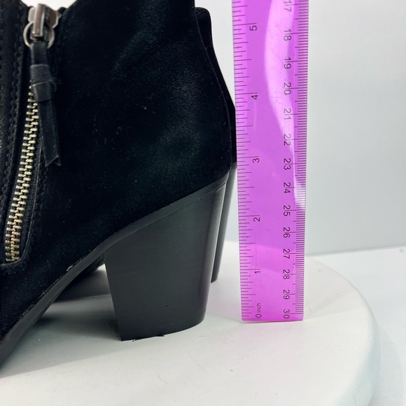 Bare Traps Womens Cacie Ankle Booties Black Block Heel Zipper Cutout 6.5 M Boots - Picture 5 of 9